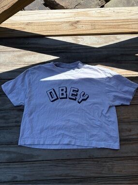 Obey Black Logo Tag T-shirt with Light blue Fabric